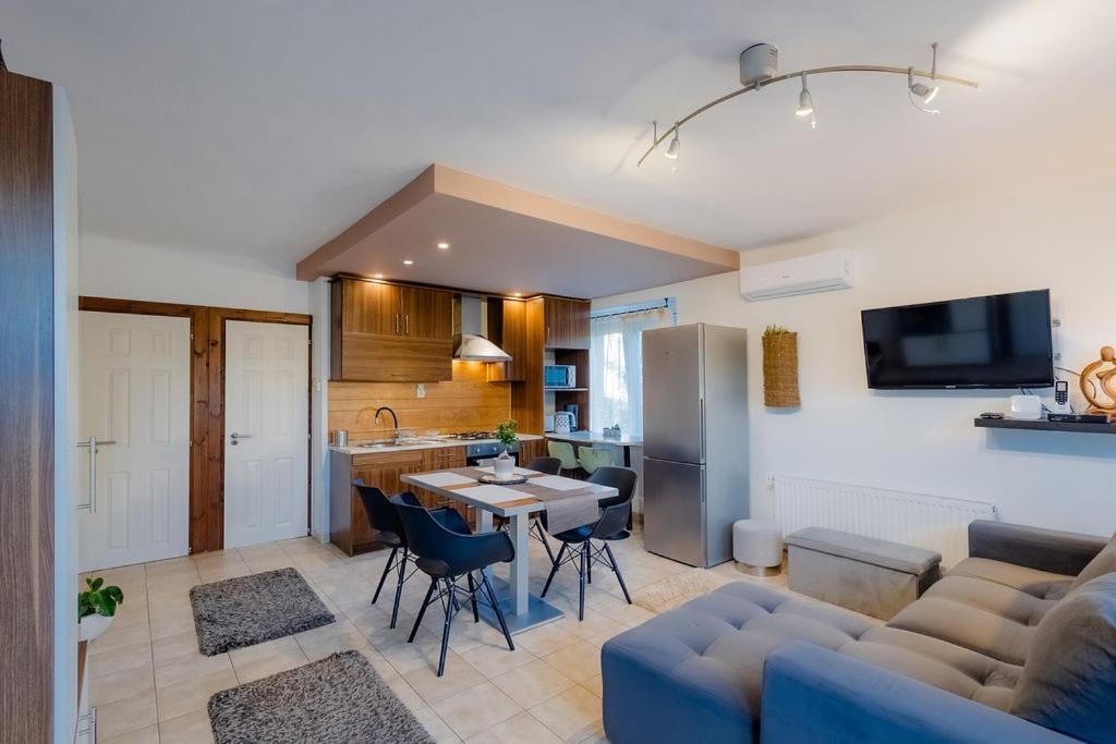 Fatima Apartman Siofok Exterior photo